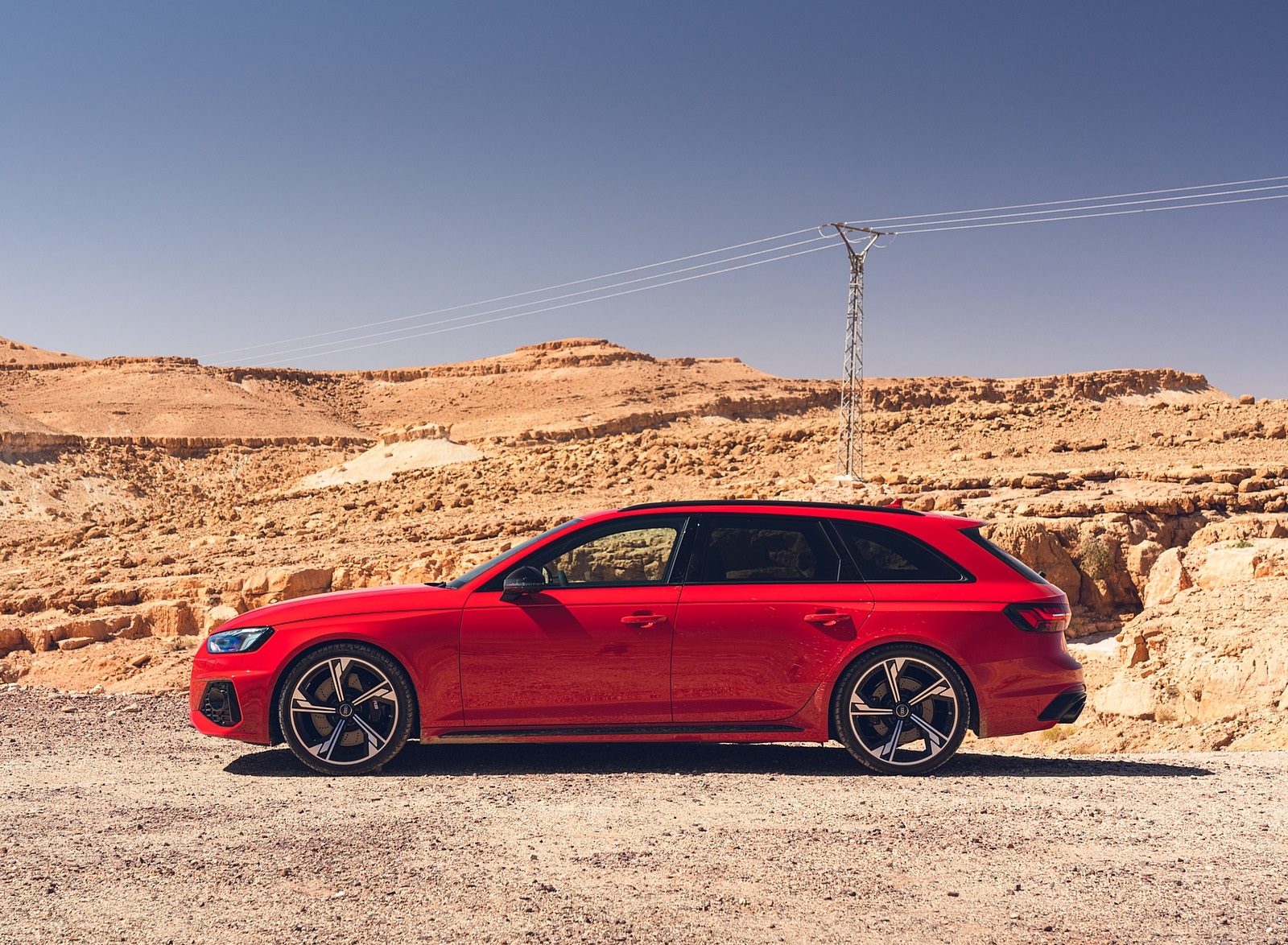 2020 Audi RS 4 Avant (UK-Spec) Side Wallpapers #60 of 169