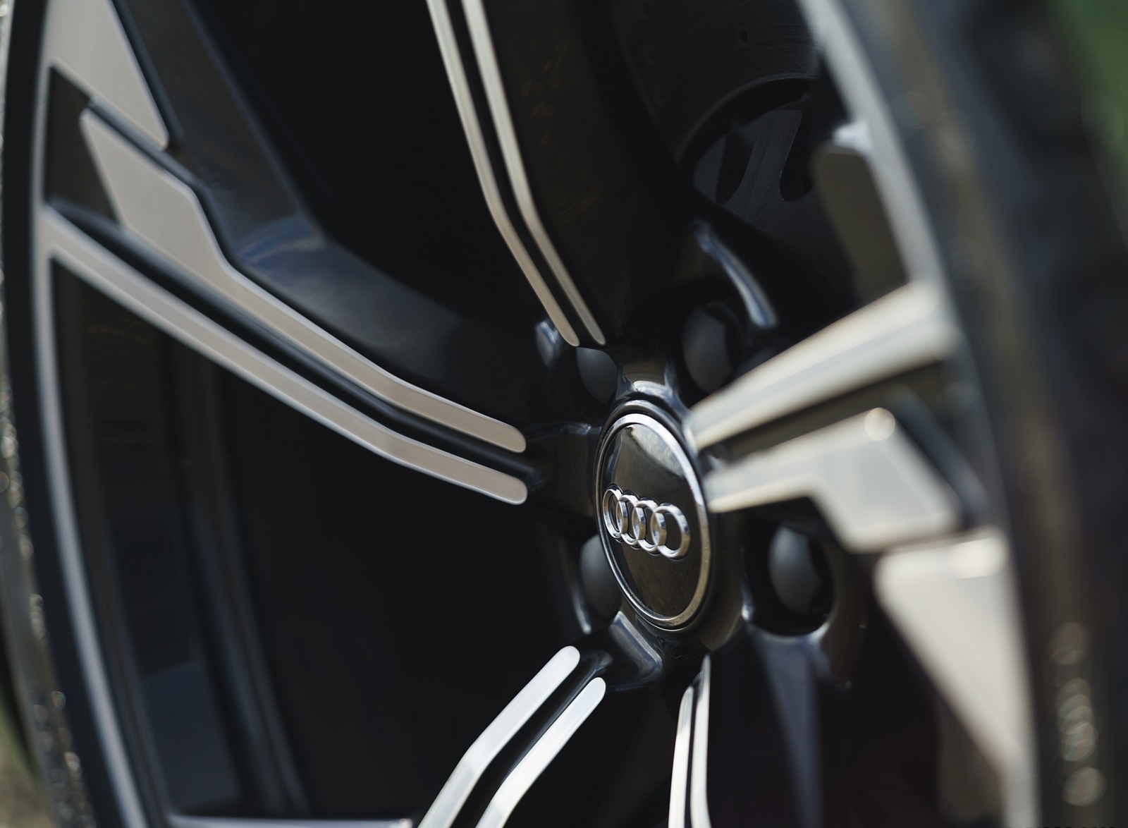 2020 Audi RS 4 Avant (UK-Spec) Wheel Wallpapers #128 of 169