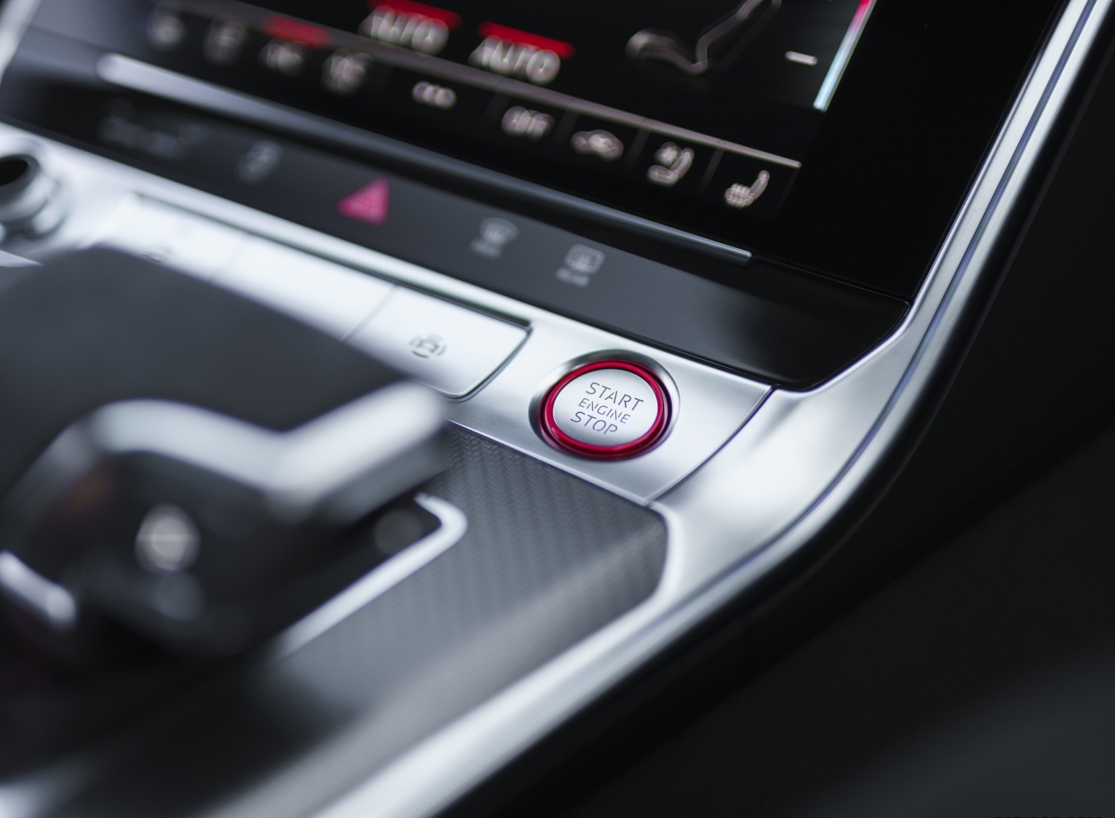 2020 Audi RS 6 Avant (UK-Spec) Central Console Wallpapers #126 of 146