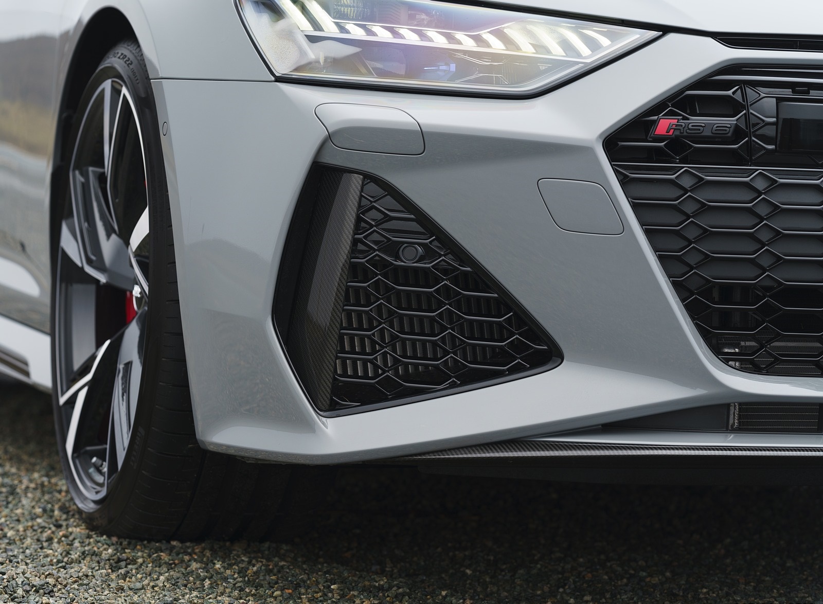 2020 Audi RS 6 Avant (UK-Spec) Detail Wallpapers #77 of 146