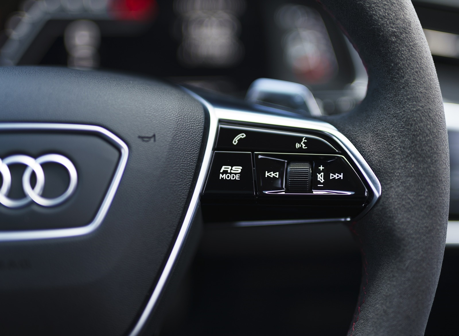 2020 Audi RS 6 Avant (UK-Spec) Interior Steering Wheel Wallpapers #110 of 146