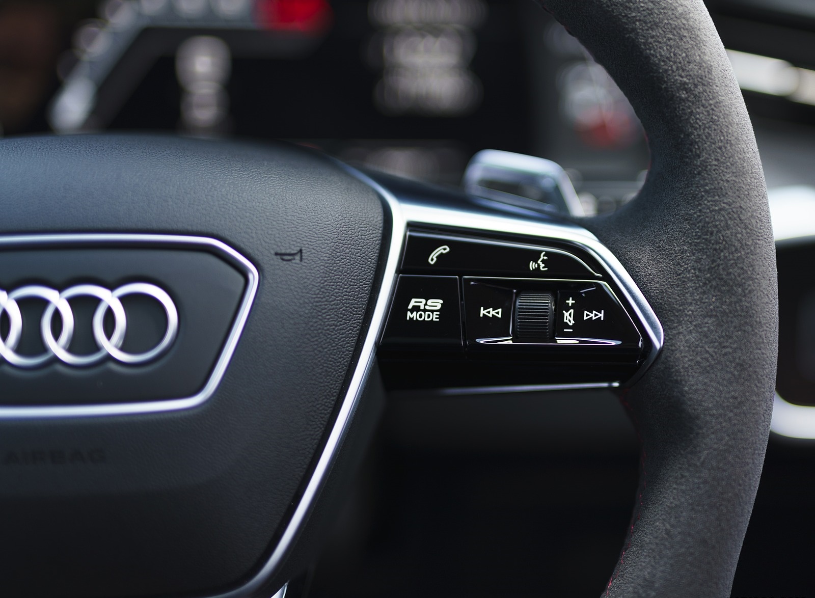 2020 Audi RS 6 Avant (UK-Spec) Interior Steering Wheel Wallpapers #108 of 146