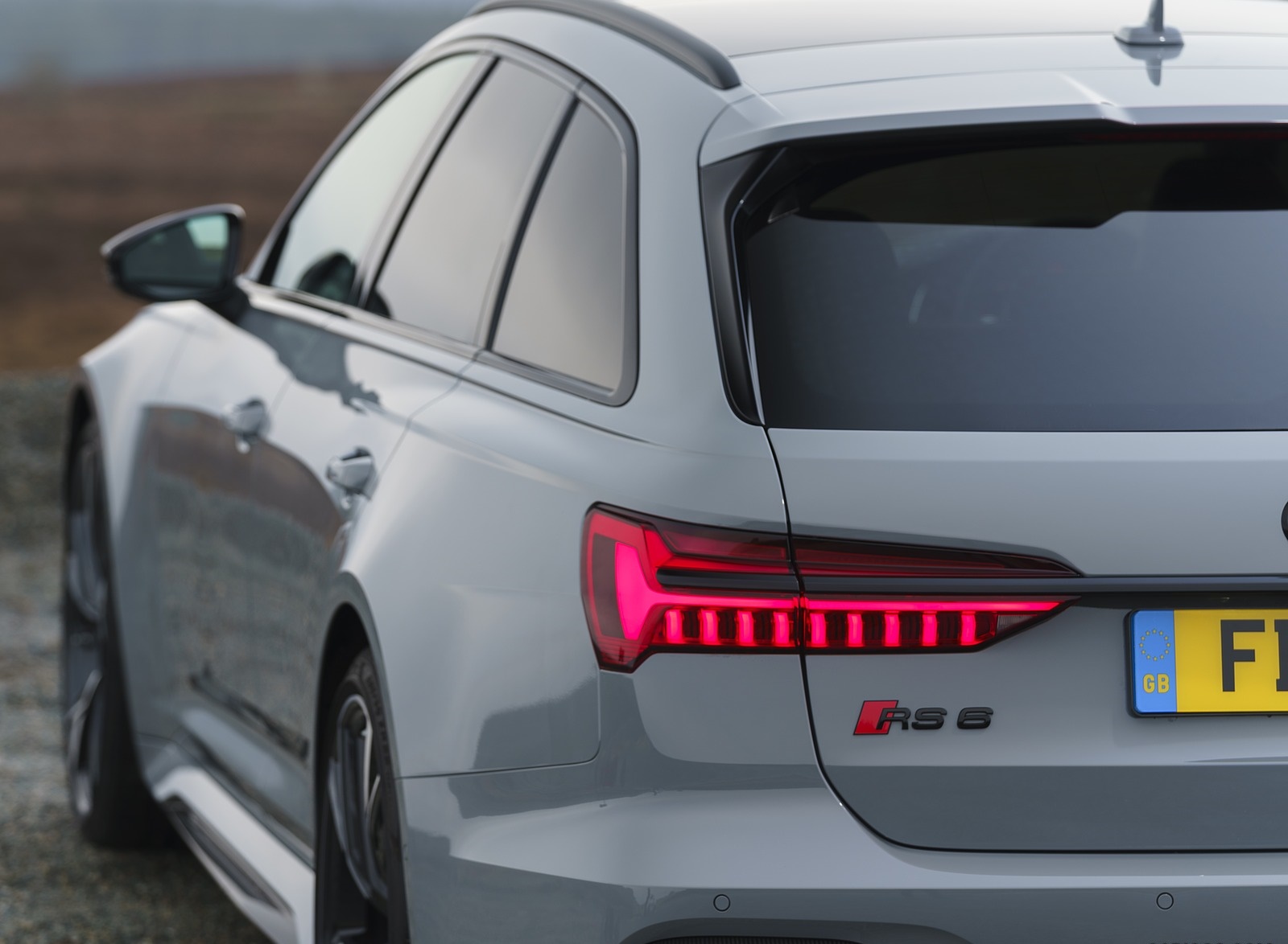 2020 Audi RS 6 Avant (UK-Spec) Tail Light Wallpapers #94 of 146