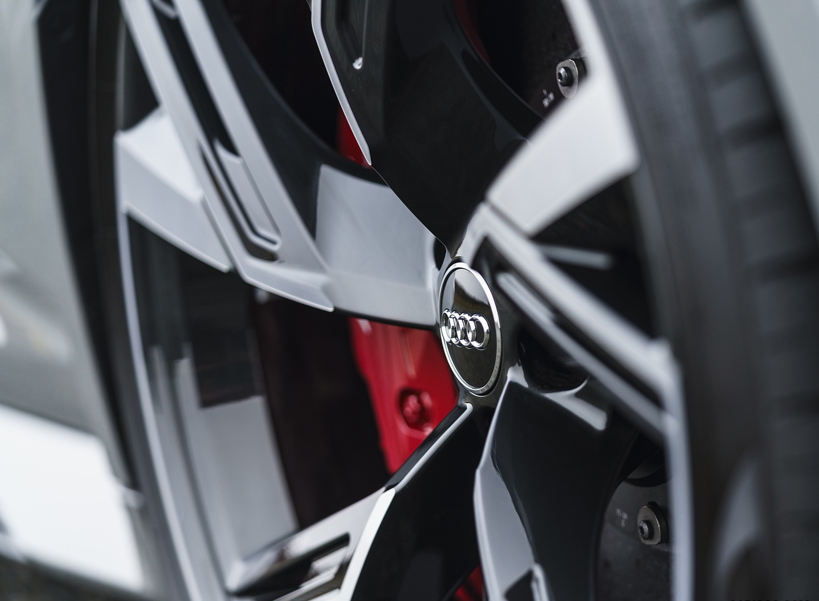 2020 Audi RS 6 Avant (UK-Spec) Wheel Wallpapers #81 of 146
