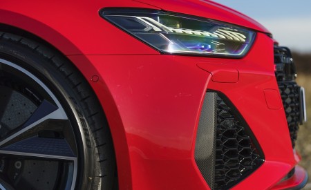 2020 Audi RS 7 Sportback (UK-Spec) Headlight Wallpapers 450x275 (66)