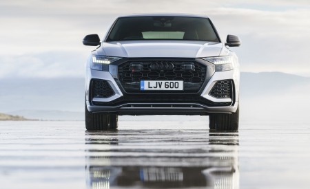 2020 Audi RS Q8 (UK-Spec) Front Wallpapers 450x275 (38)