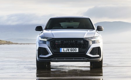 2020 Audi RS Q8 (UK-Spec) Front Wallpapers 450x275 (40)