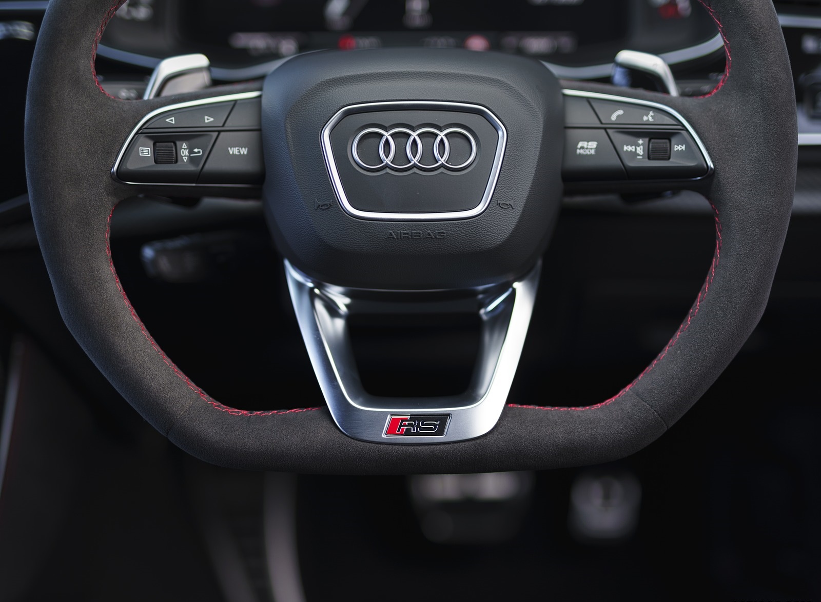 2020 Audi RS Q8 (UK-Spec) Interior Steering Wheel Wallpapers #72 of 90
