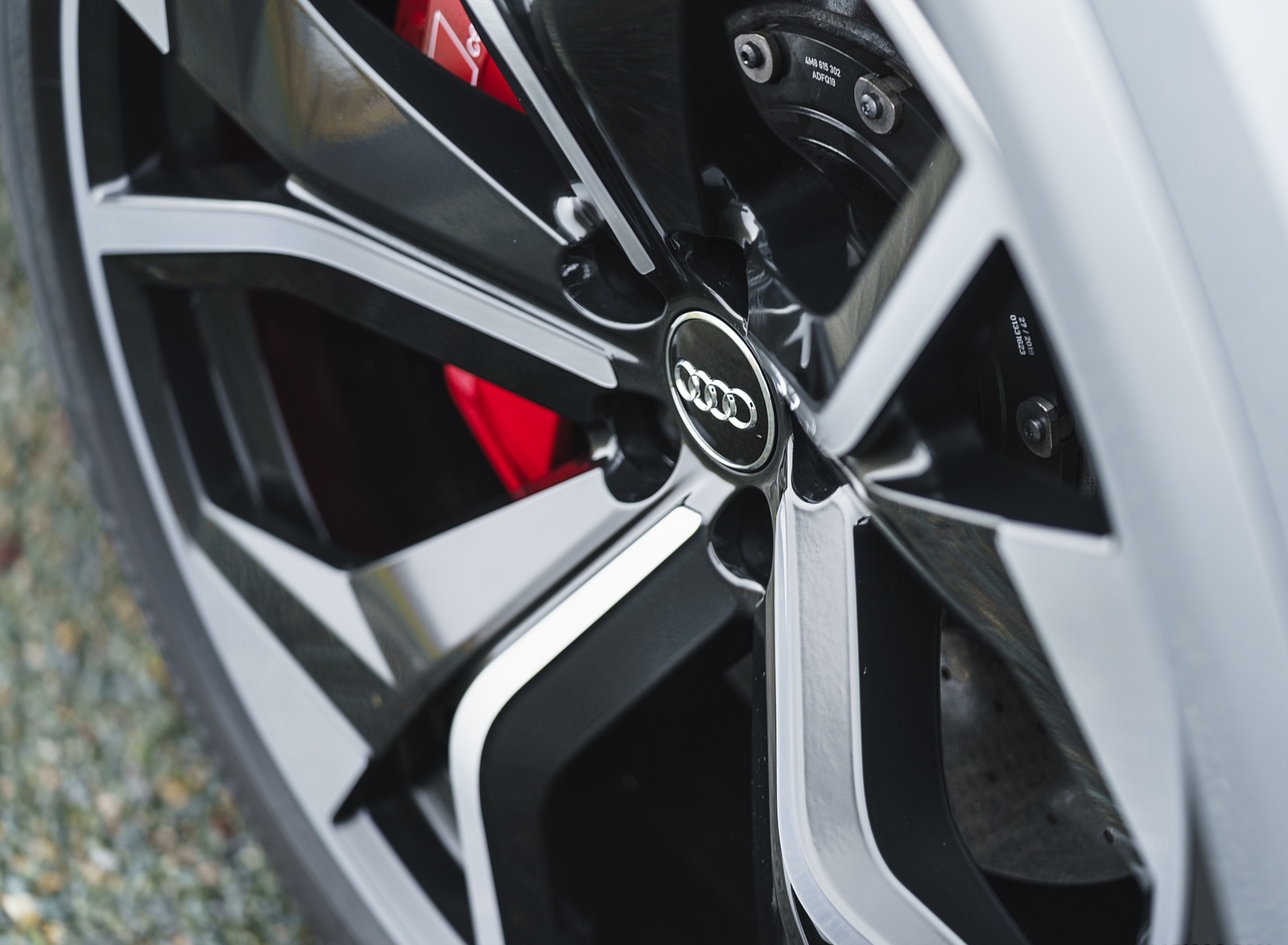 2020 Audi RS Q8 (UK-Spec) Wheel Wallpapers #59 of 90