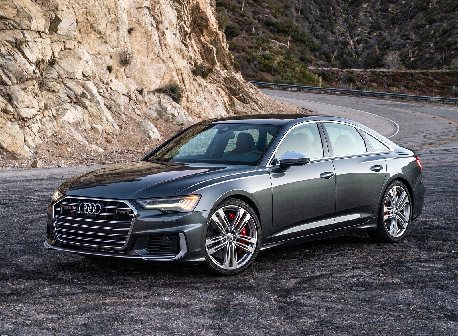 2020 Audi S6 (US-Spec) Front Three-Quarter Wallpapers (8)