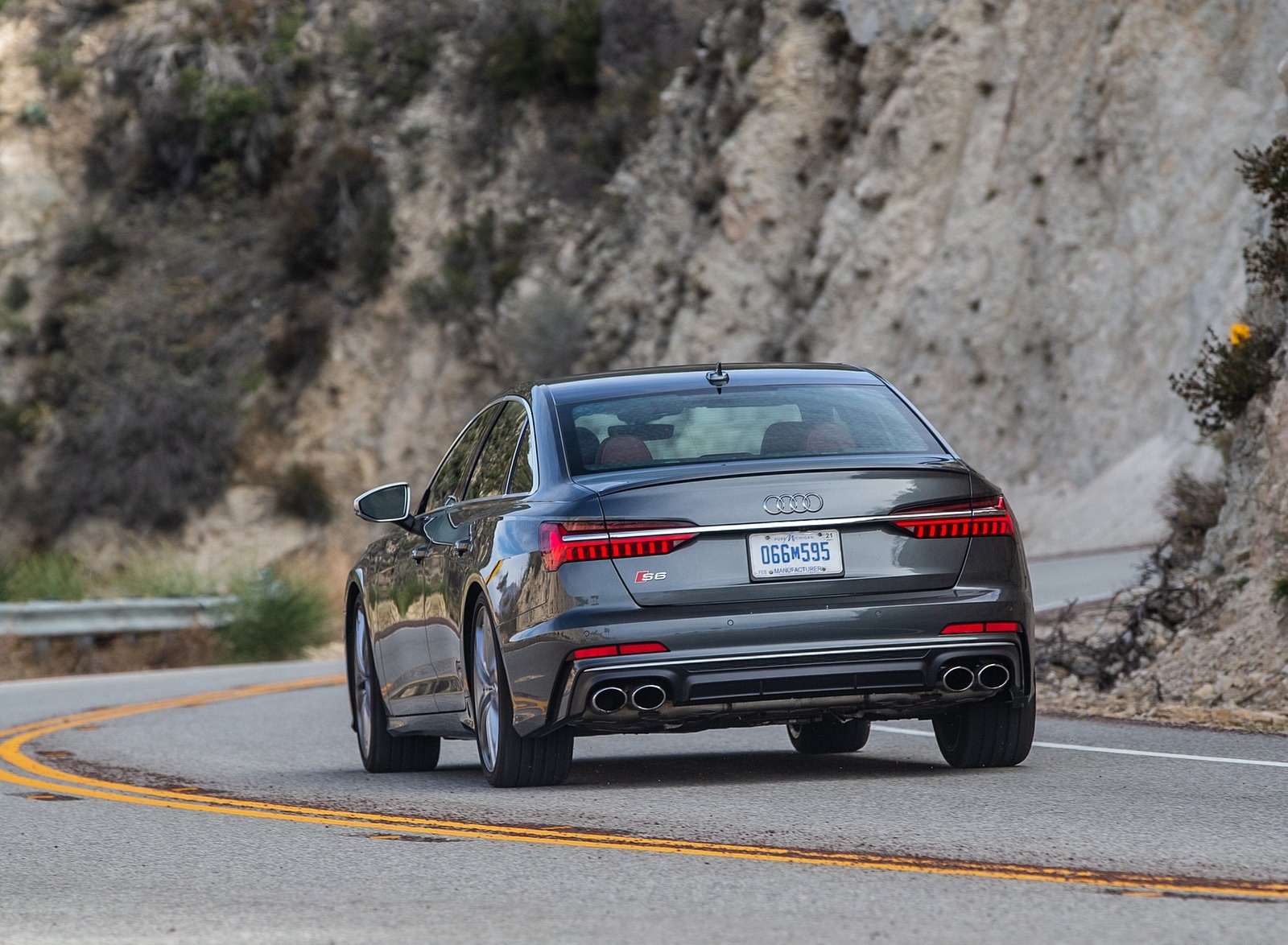 2020 Audi S6 (US-Spec) Rear Wallpapers #6 of 24