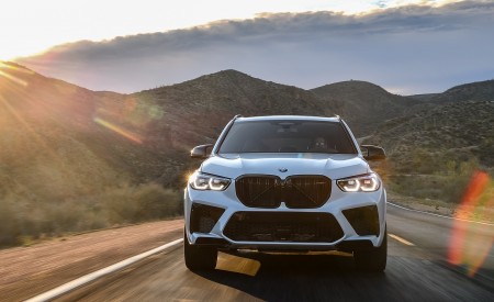 2020 BMW X5 M Competition (Color: Mineral White; US-Spec) Front Wallpapers 450x275 (136)