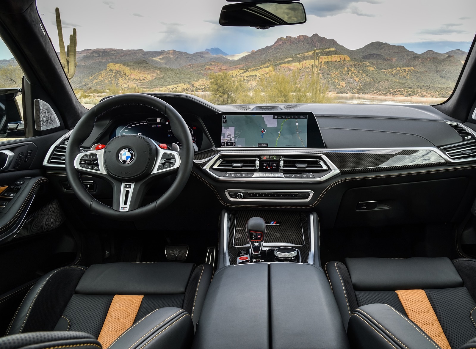 2020 BMW X5 M Competition (Color: Mineral White; US-Spec) Interior Cockpit Wallpapers #189 of 196
