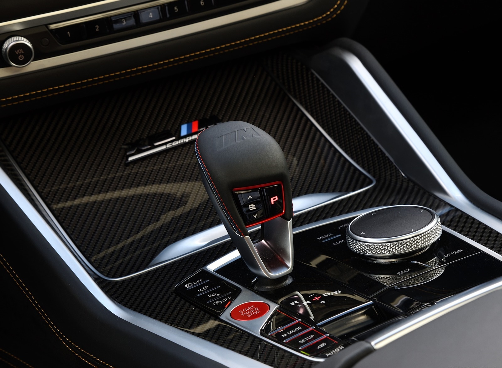 2020 BMW X5 M Competition (Color: Mineral White; US-Spec) Interior Detail Wallpapers #191 of 196