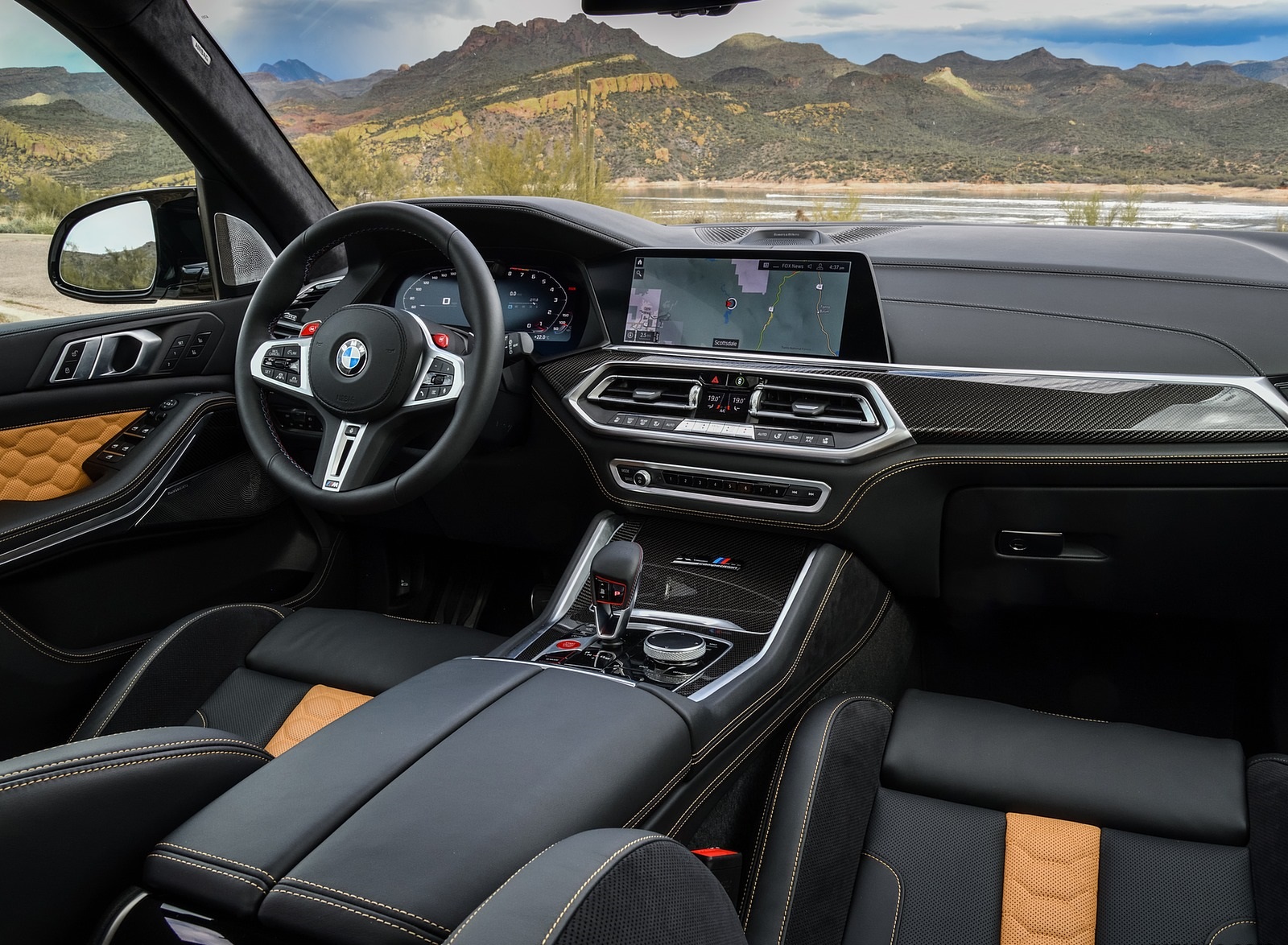 2020 BMW X5 M Competition (Color: Mineral White; US-Spec) Interior Wallpapers #187 of 196