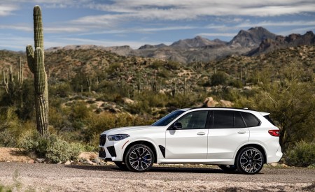 2020 BMW X5 M Competition (Color: Mineral White; US-Spec) Side Wallpapers 450x275 (178)