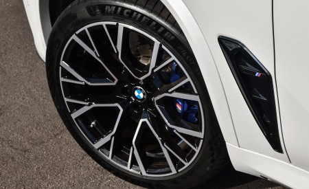 2020 BMW X5 M Competition (Color: Mineral White; US-Spec) Wheel Wallpapers 450x275 (181)