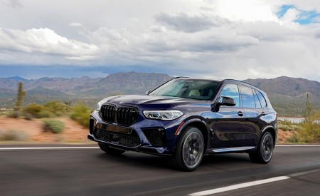 2020 BMW X5 M Competition (Color: Tanzanit Blue Metallic; US-Spec) Front Three-Quarter Wallpapers 450x275 (15)