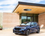 2020 BMW X5 M Competition (Color: Tanzanit Blue Metallic; US-Spec) Front Three-Quarter Wallpapers 150x120