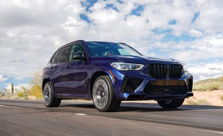 2020 BMW X5 M Competition (Color: Tanzanit Blue Metallic; US-Spec) Front Three-Quarter Wallpapers 450x275 (23)