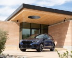 2020 BMW X5 M Competition (Color: Tanzanit Blue Metallic; US-Spec) Front Three-Quarter Wallpapers 150x120 (54)