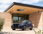 2020 BMW X5 M Competition (Color: Tanzanit Blue Metallic; US-Spec) Front Three-Quarter Wallpapers 150x120