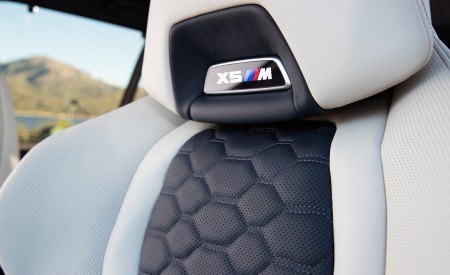 2020 BMW X5 M Competition (Color: Tanzanit Blue Metallic; US-Spec) Interior Seats Wallpapers 450x275 (113)