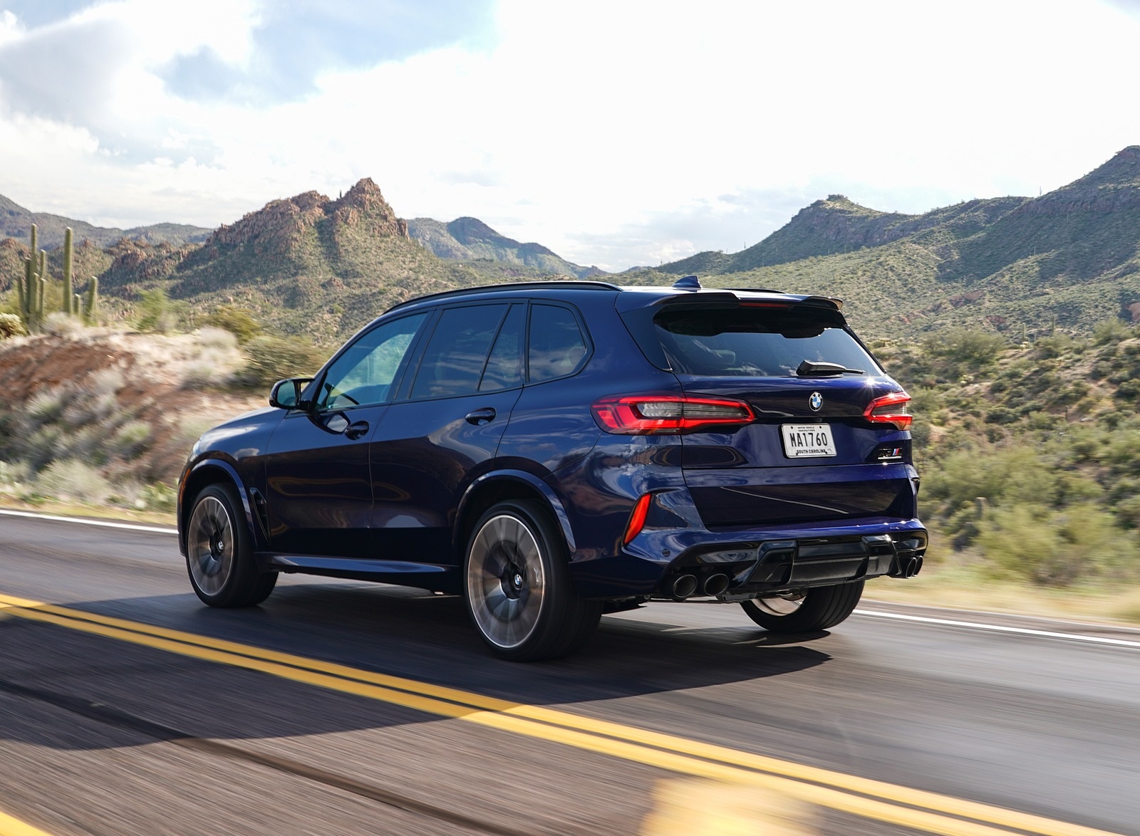 2020 BMW X5 M Competition (Color: Tanzanit Blue Metallic; US-Spec) Rear Three-Quarter Wallpapers #34 of 196