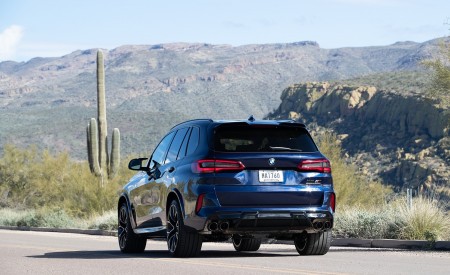 2020 BMW X5 M Competition (Color: Tanzanit Blue Metallic; US-Spec) Rear Wallpapers 450x275 (45)
