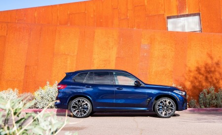 2020 BMW X5 M Competition (Color: Tanzanit Blue Metallic; US-Spec) Side Wallpapers 450x275 (63)