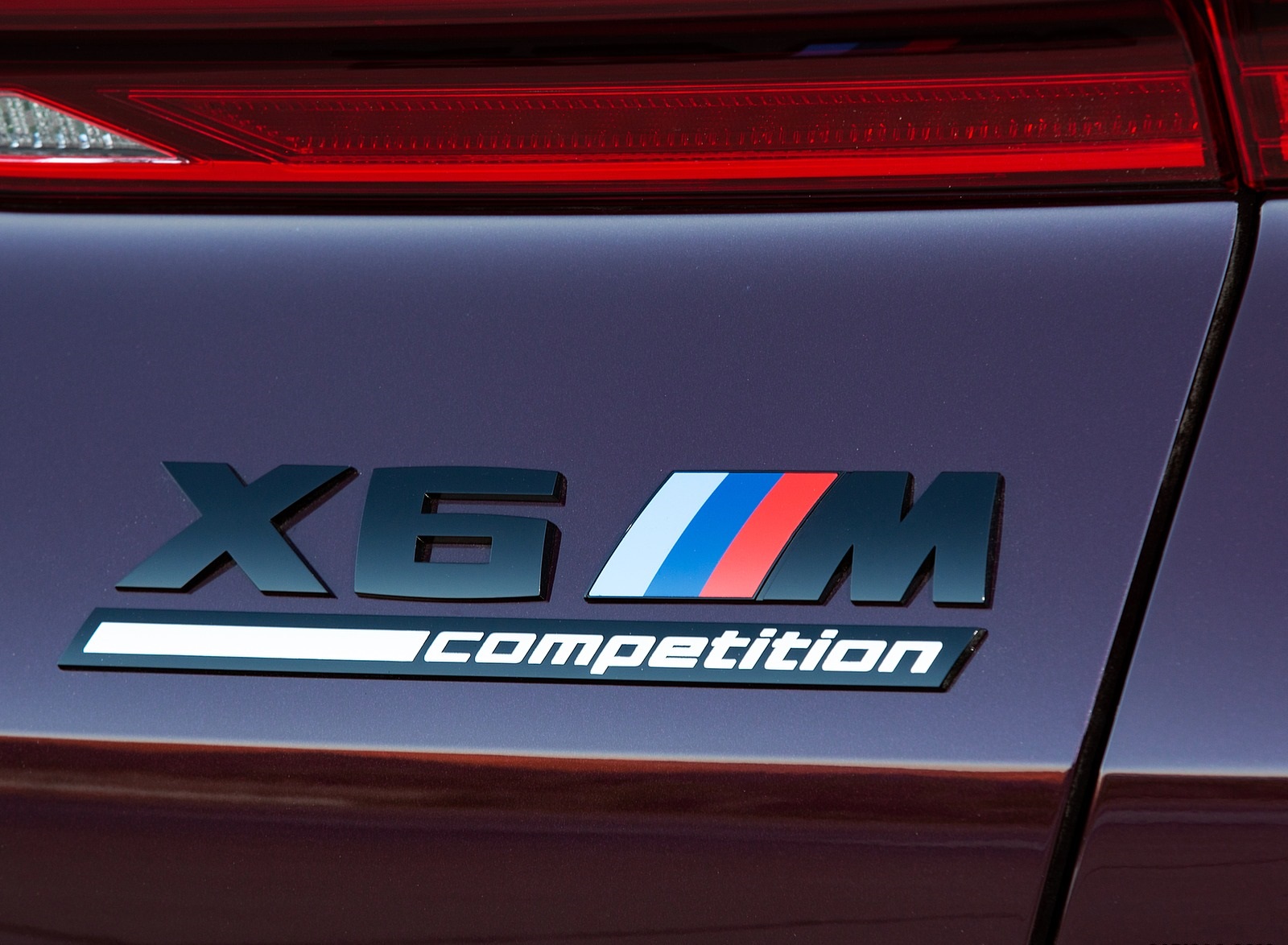 2020 BMW X6 M Competition (Color: Ametrine Metallic; US-Spec) Badge Wallpapers #101 of 206