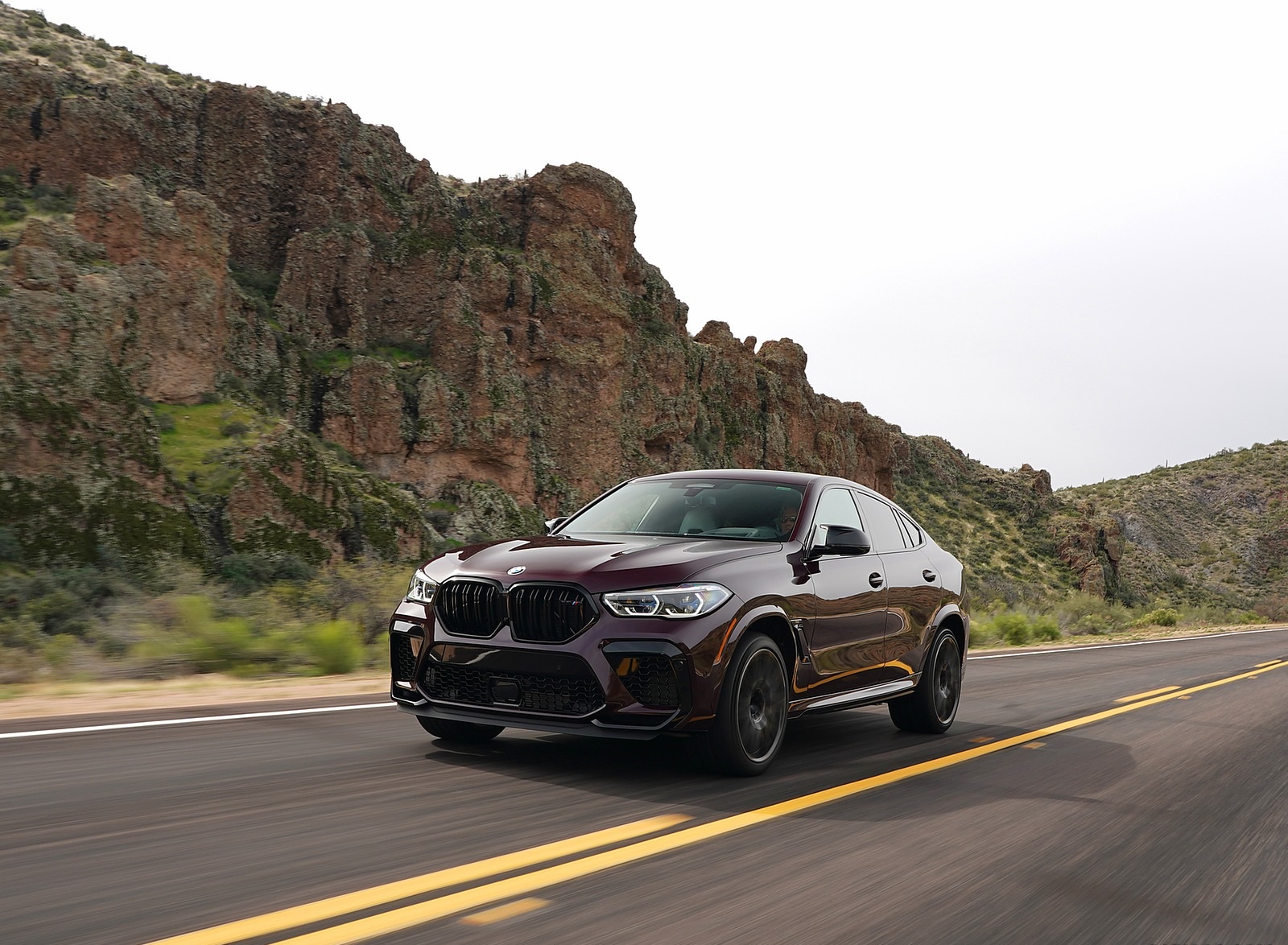 2020 BMW X6 M Competition (Color: Ametrine Metallic; US-Spec) Front Three-Quarter Wallpapers (10)