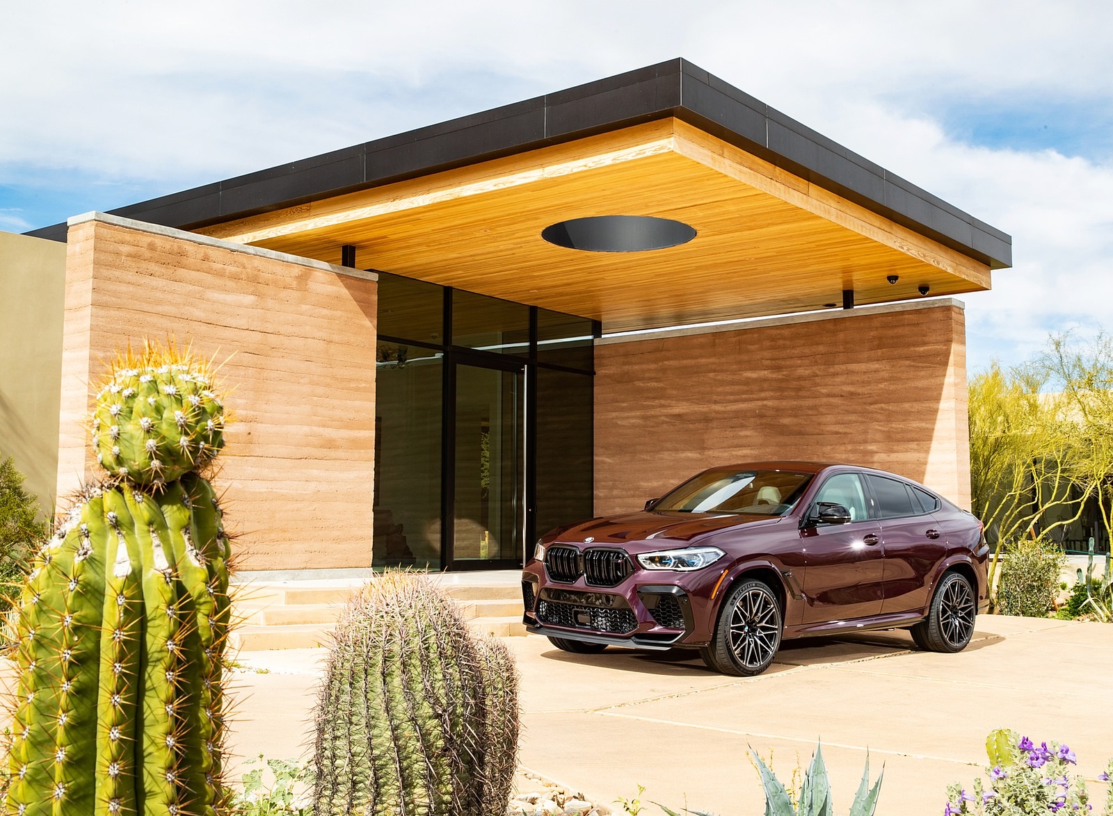 2020 BMW X6 M Competition (Color: Ametrine Metallic; US-Spec) Front Three-Quarter Wallpapers #82 of 206