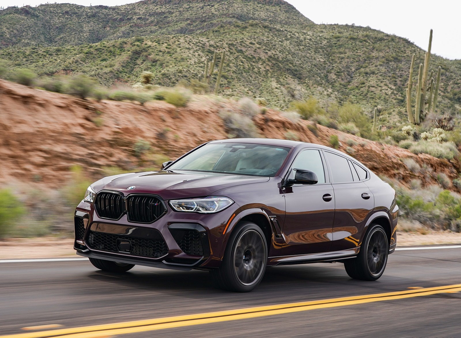 2020 BMW X6 M Competition (Color: Ametrine Metallic; US-Spec) Front Three-Quarter Wallpapers #12 of 206