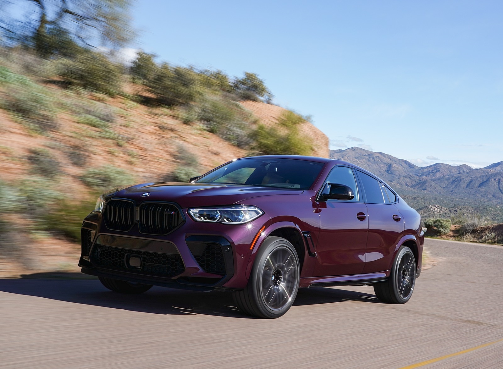 2020 BMW X6 M Competition (Color: Ametrine Metallic; US-Spec) Front Three-Quarter Wallpapers (5)