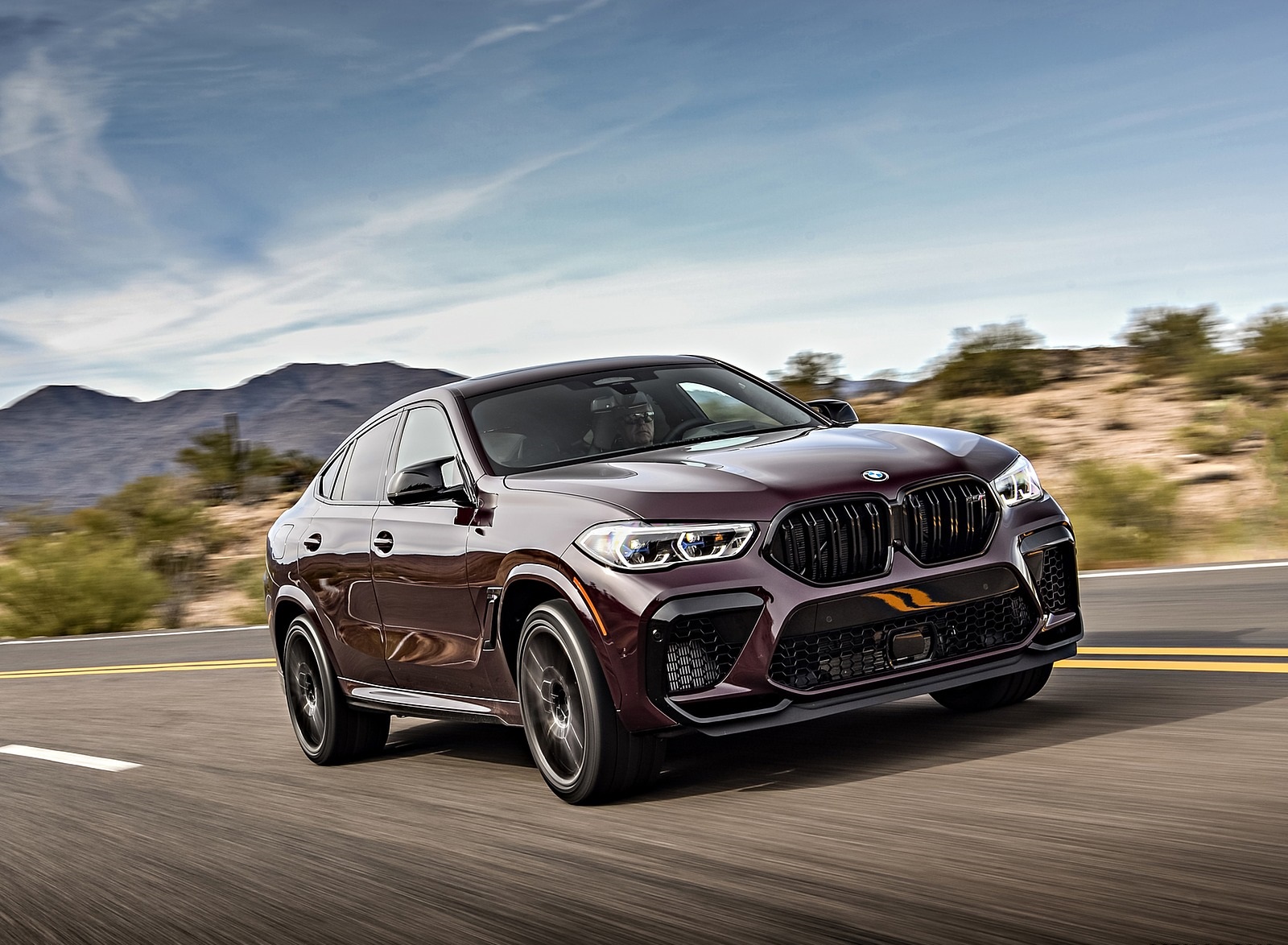 2020 BMW X6 M Competition (Color: Ametrine Metallic; US-Spec) Front Three-Quarter Wallpapers (1)