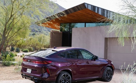 2020 BMW X6 M Competition (Color: Ametrine Metallic; US-Spec) Rear Three-Quarter Wallpapers 450x275 (89)