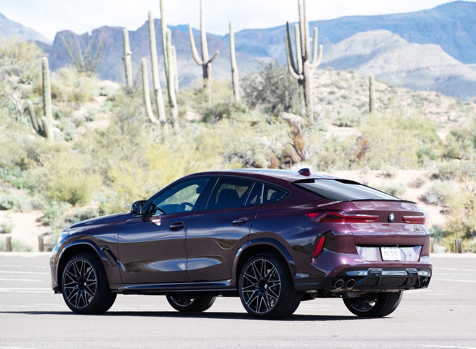 2020 BMW X6 M Competition (Color: Ametrine Metallic; US-Spec) Rear Three-Quarter Wallpapers #75 of 206