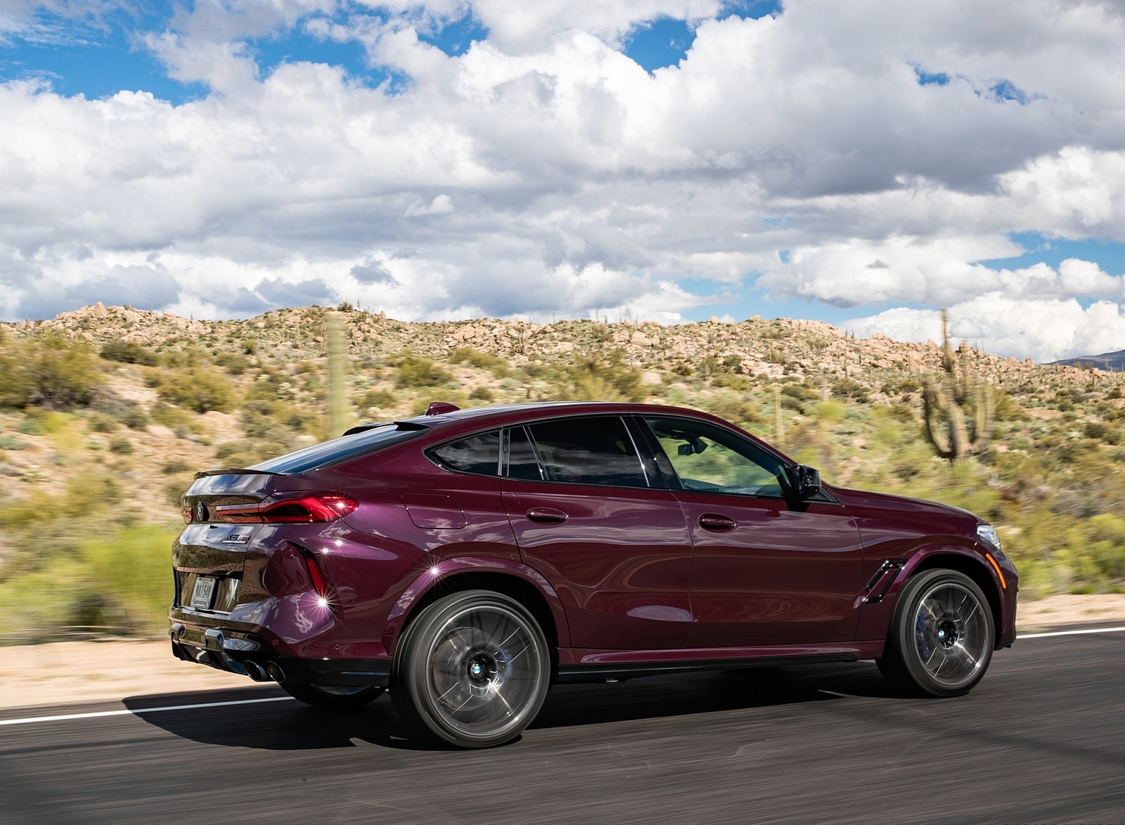 2020 BMW X6 M Competition (Color: Ametrine Metallic; US-Spec) Rear Three-Quarter Wallpapers #65 of 206