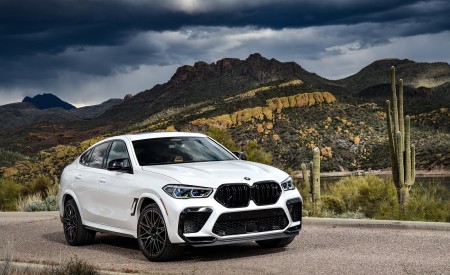 2020 BMW X6 M Competition (Color: Mineral White Metallic; US-Spec) Front Three-Quarter Wallpapers 450x275 (174)