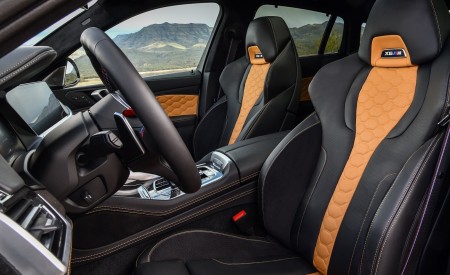 2020 BMW X6 M Competition (Color: Mineral White Metallic; US-Spec) Interior Front Seats Wallpapers 450x275 (204)