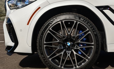 2020 BMW X6 M Competition (Color: Mineral White Metallic; US-Spec) Wheel Wallpapers 450x275 (191)