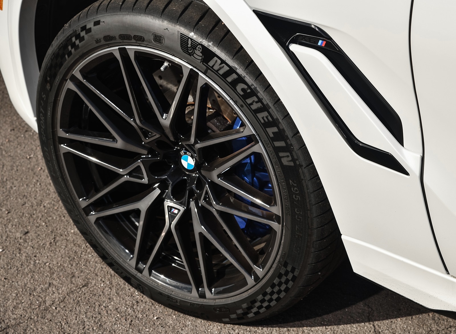2020 BMW X6 M Competition (Color: Mineral White Metallic; US-Spec) Wheel Wallpapers #190 of 206