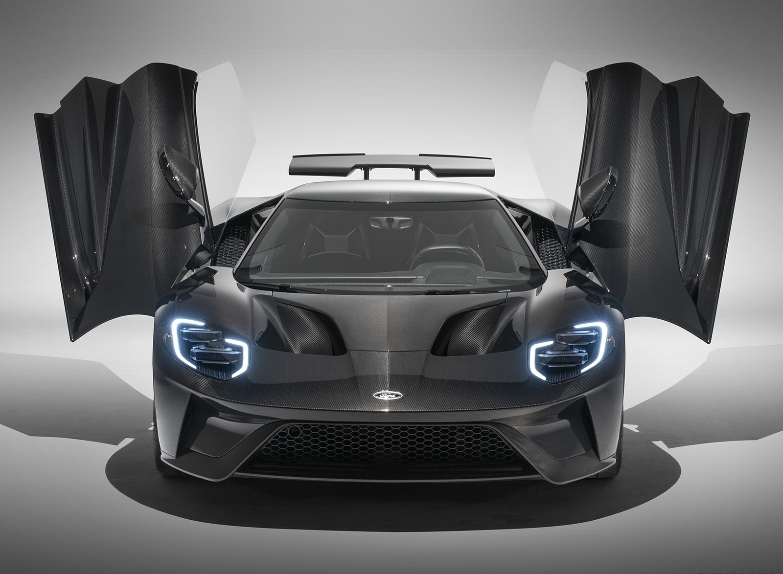 2020 Ford GT Liquid Carbon Front Wallpapers (4)