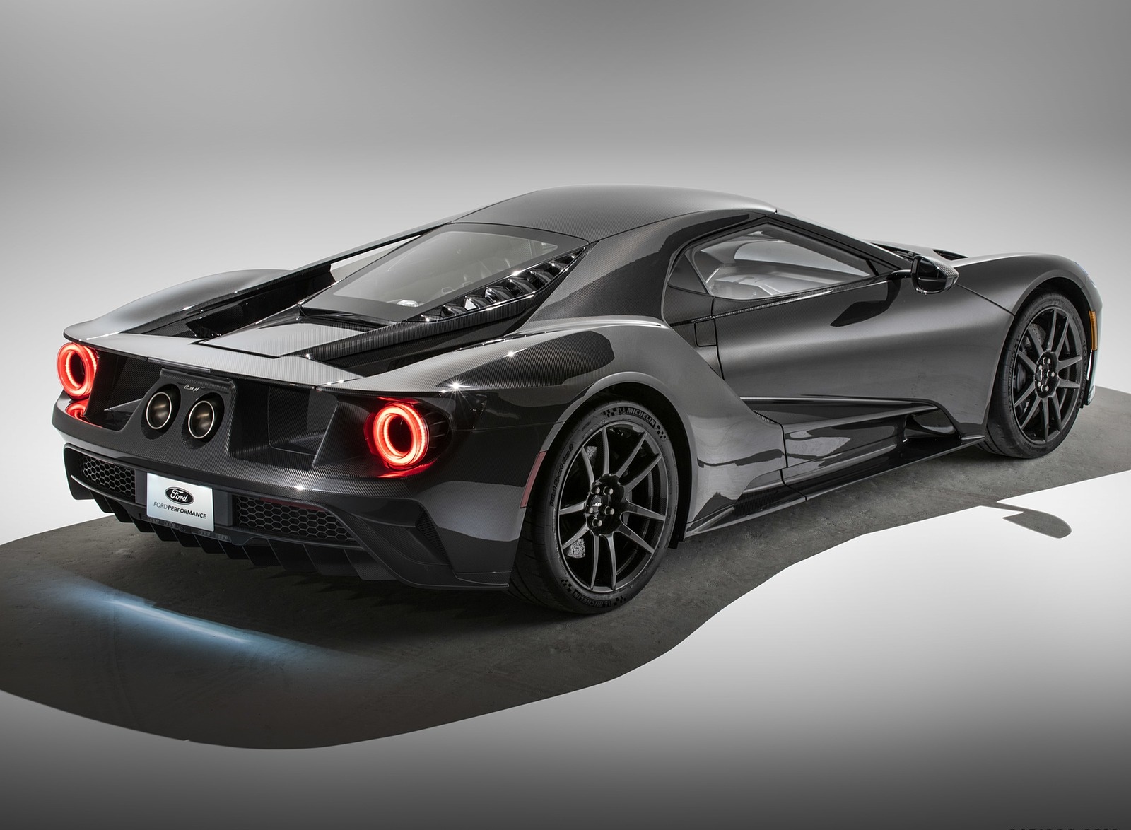 2020 Ford GT Liquid Carbon Rear Three-Quarter Wallpapers (5)