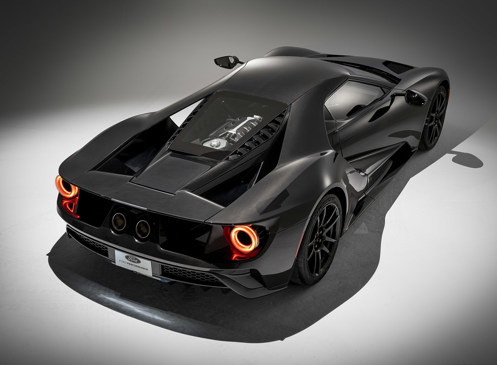 2020 Ford GT Liquid Carbon Rear Three-Quarter Wallpapers (7)