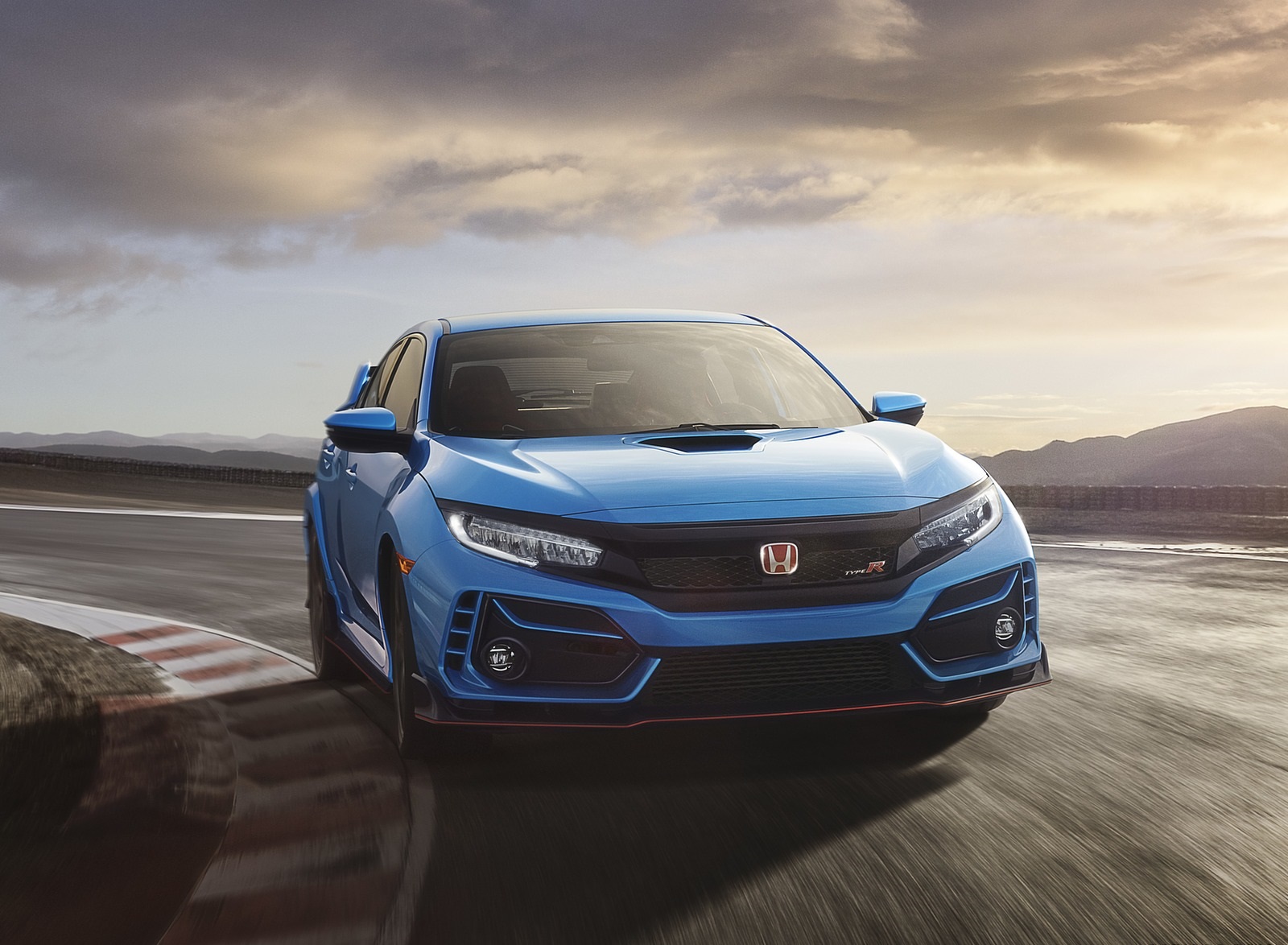 2020 Honda Civic Type R Front Wallpapers (1)