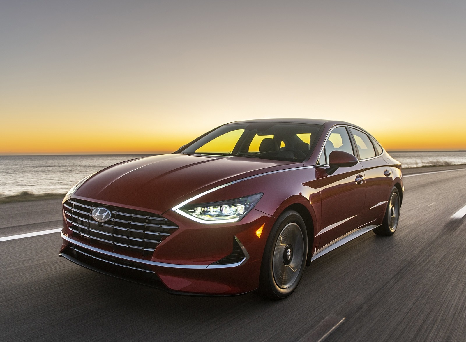 2020 Hyundai Sonata Hybrid Front Three-Quarter Wallpapers (1). Download Wallpaper