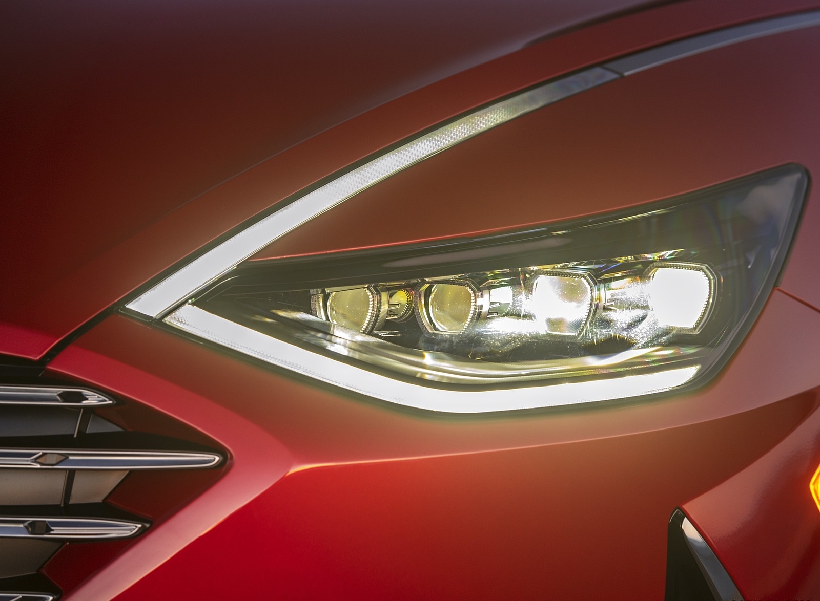 2020 Hyundai Sonata Hybrid Headlight Wallpapers (7)