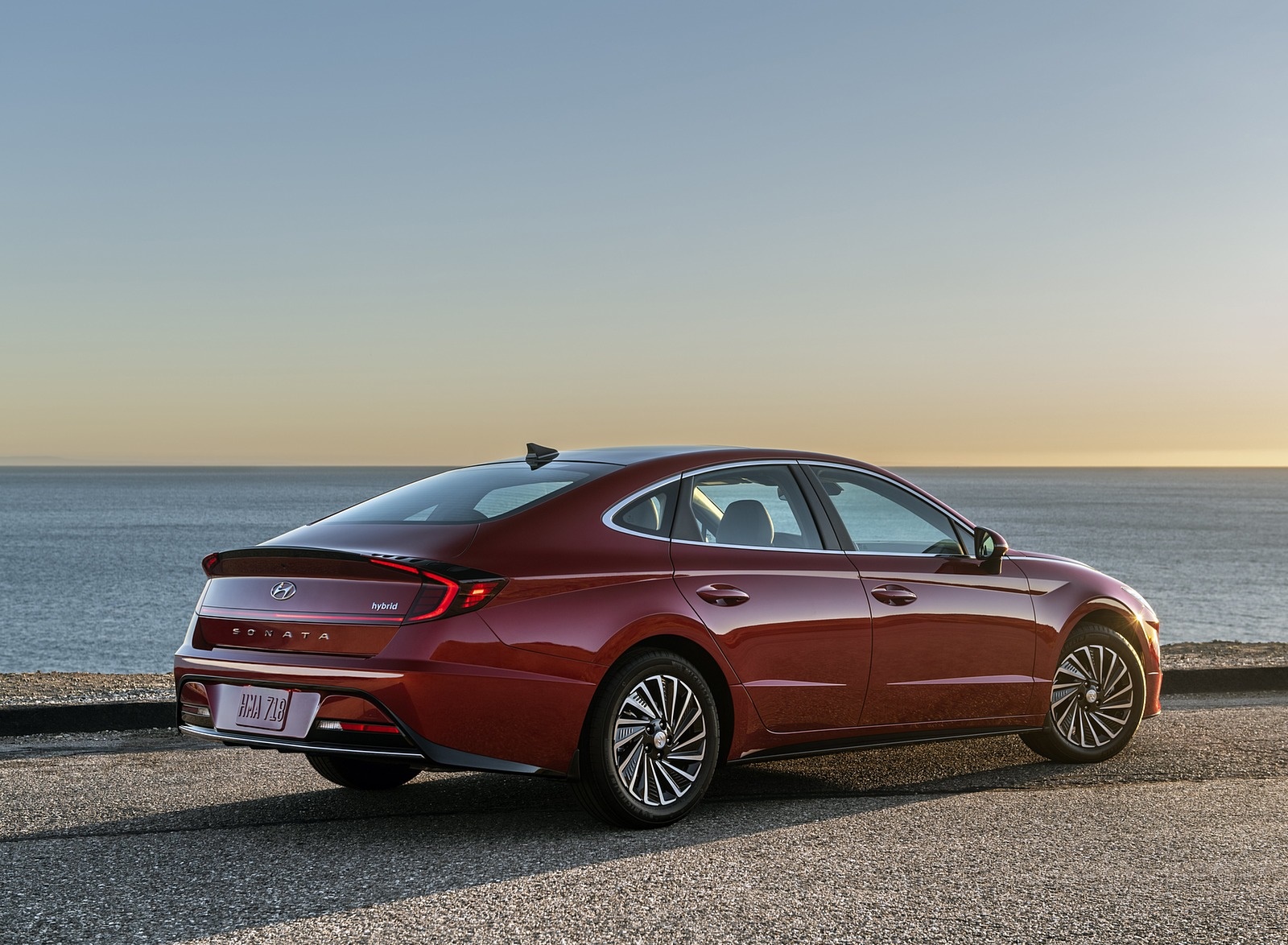 2020 Hyundai Sonata Hybrid Rear Three-Quarter Wallpapers #4 of 12